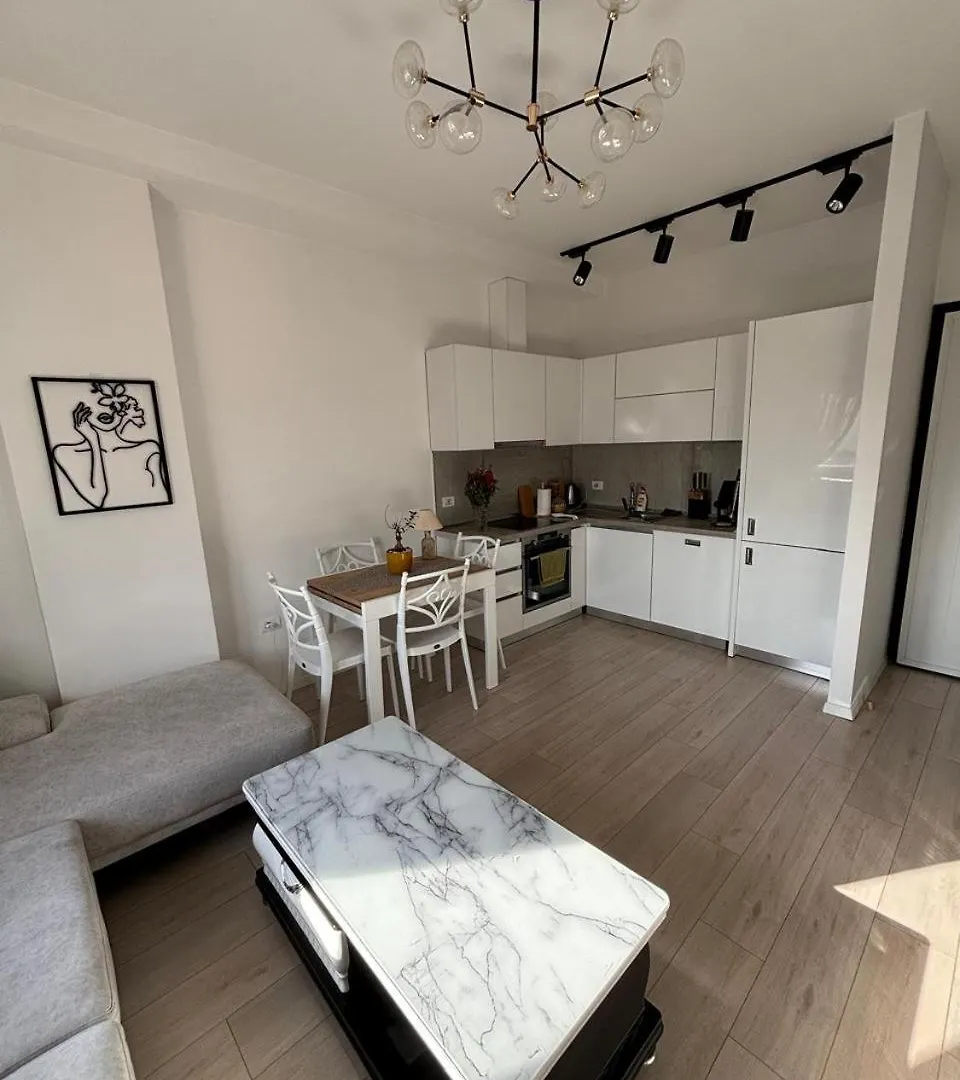 Tirana Moonlight Apartment Albânia